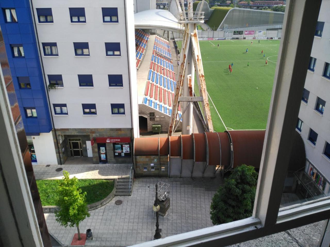 Hotel Vaqueros Лангрео Екстериор снимка